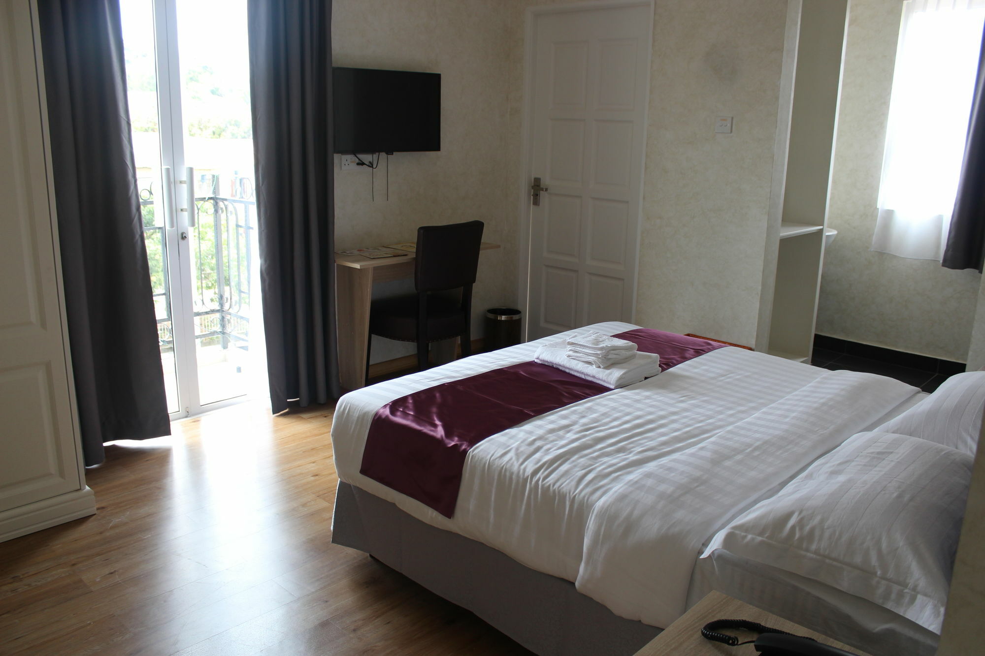 Venice Lodge Bandar Seri Begawan Ngoại thất bức ảnh
